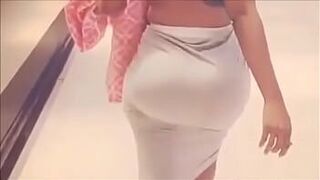 Сладкий шаг ходьбы - порно видео