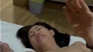 Я очень хорошо учусь с косичками - порно видео