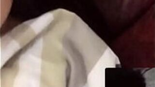 Сестра очень вкусная, всю жизнь не смотрит - порно видео