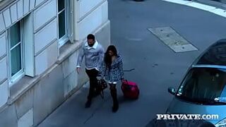Полли Понс, ДП в клубе - порно видео
